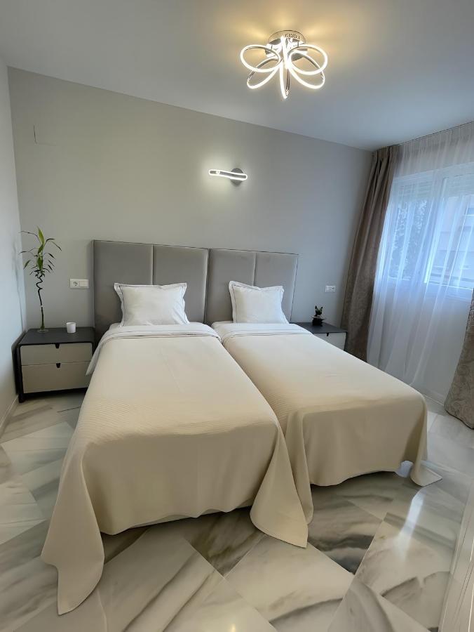 Luxury Apartment Benalmadena First Line Exterior foto