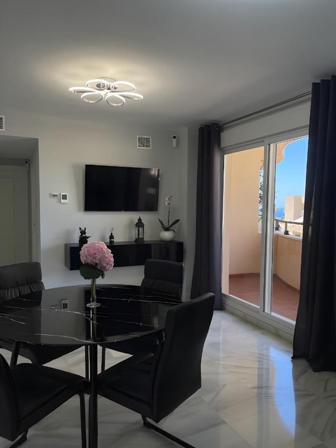Luxury Apartment Benalmadena First Line Exterior foto